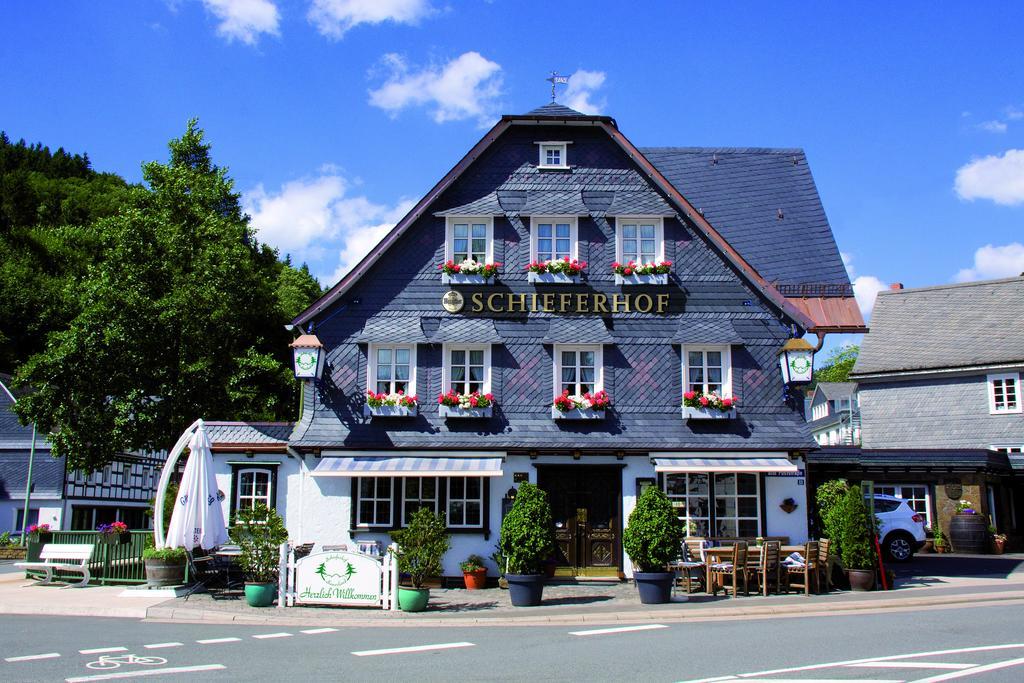 Schieferhof Hotel Шмаленберг Екстериор снимка