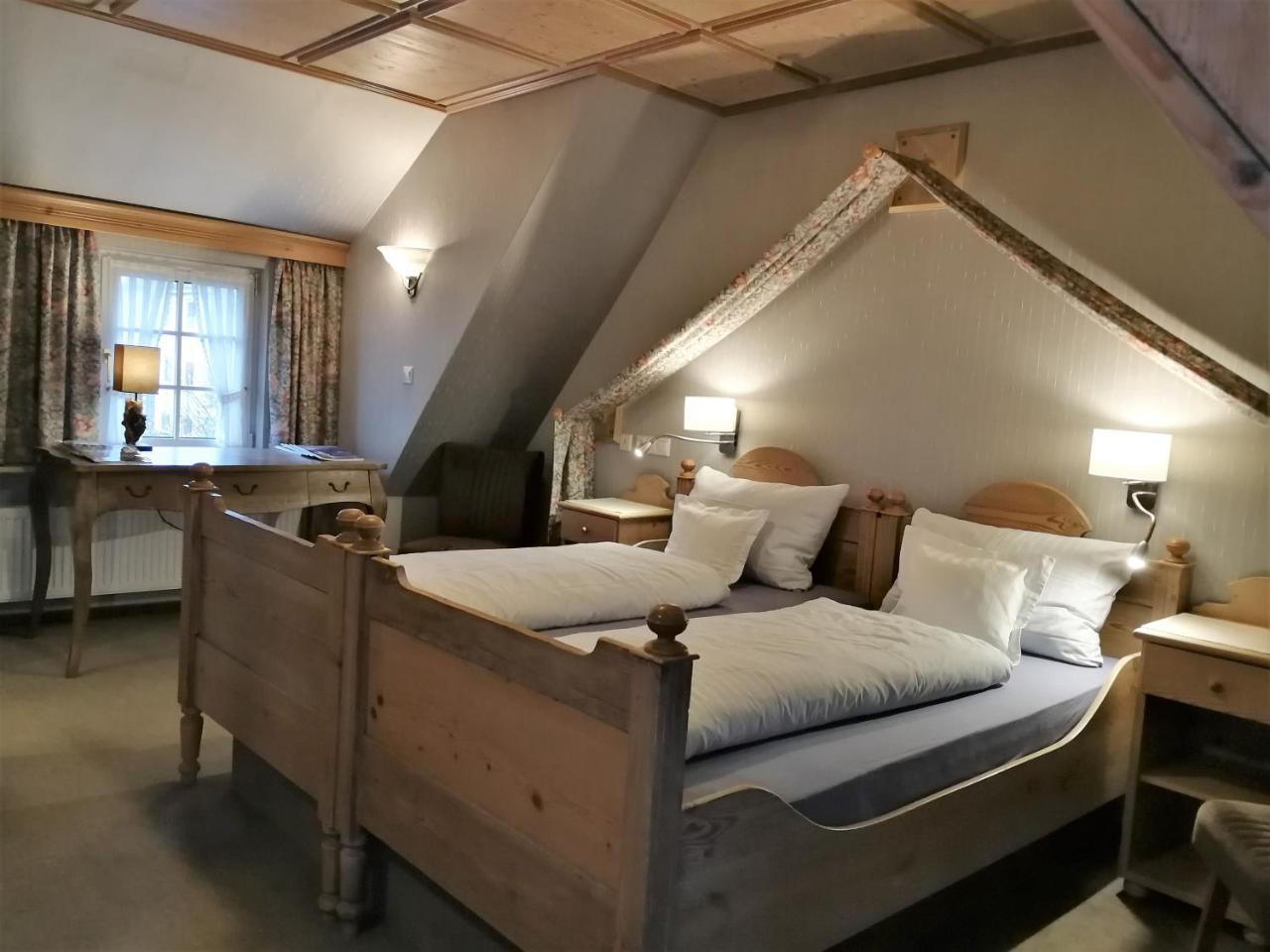 Schieferhof Hotel Шмаленберг Екстериор снимка